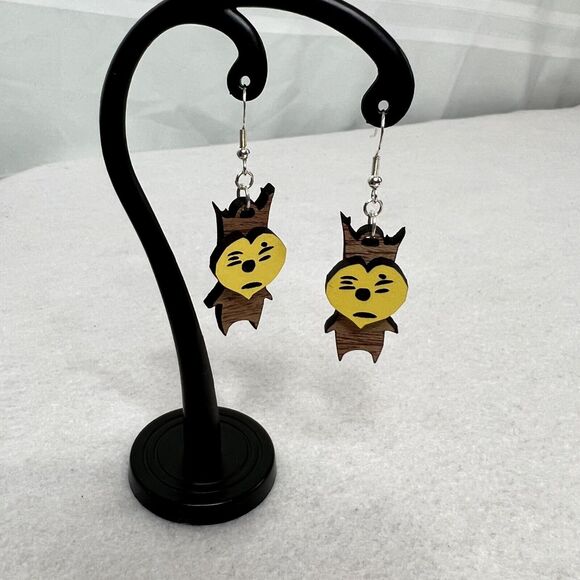 Zelda Korok Aldo Dangle Earrings - Picture 2 of 3
